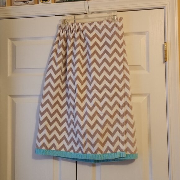 Plush terry shower wrap - Picture 1 of 2